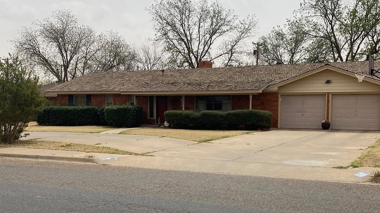 1310 E Hester St, Brownfield, TX 79316 Zillow