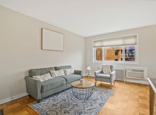 1515 12th St N #8, Arlington, VA 22209