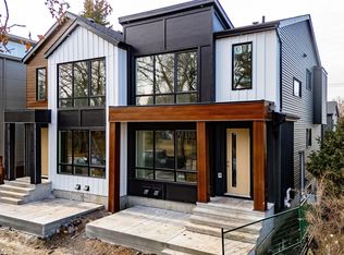 9224 94th St NW, Edmonton, AB T6C3V5