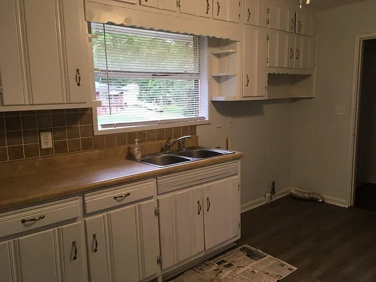 2335 Scotty Cir — Photo 4