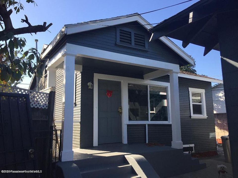 1st image of 3230 E 2nd St