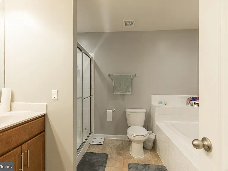 155 Schramm Loop — Photo 18