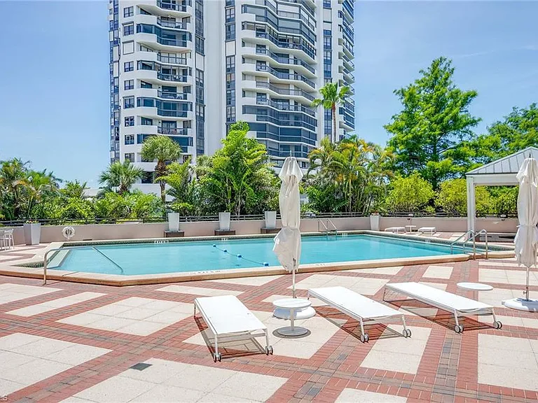 6075 Pelican Bay Blvd #605 — Photo 43