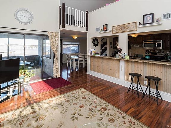 4th image of 350 N Water St APT 2-6
