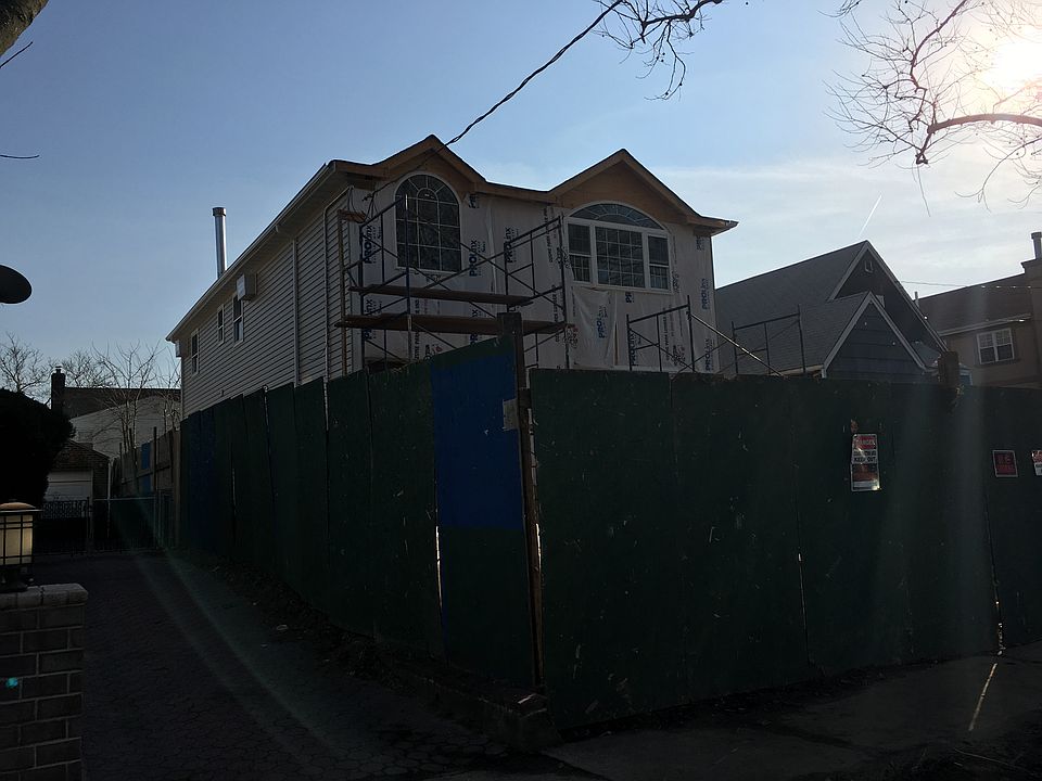 1st image of 23860 148th Dr