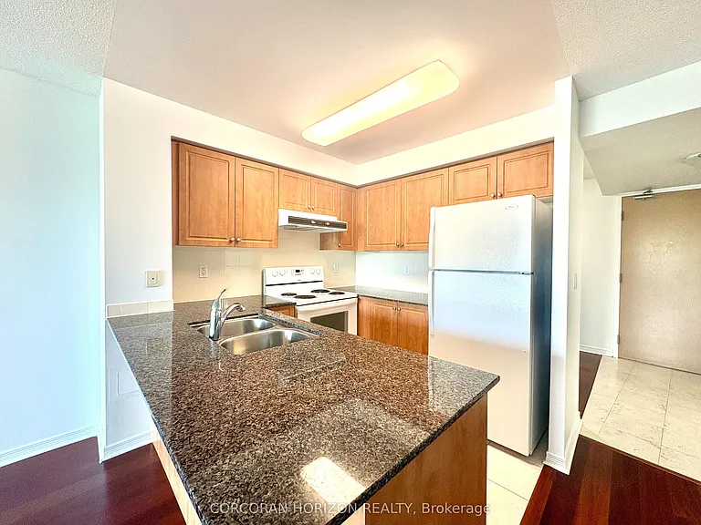 503 Beecroft Rd #216 — Photo 3