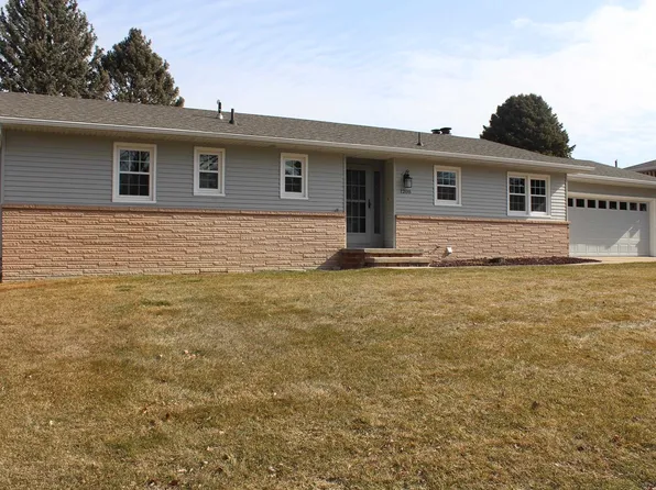 1208 Meadow Dr, Norfolk, NE 68701