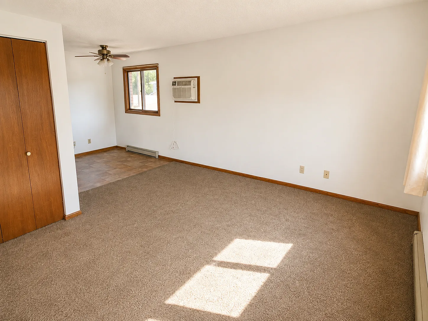 2 bed, 750 sqft, $1,600 — Photo 1