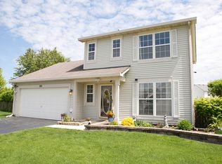 221 Sierra Trl, Romeoville, IL 60446