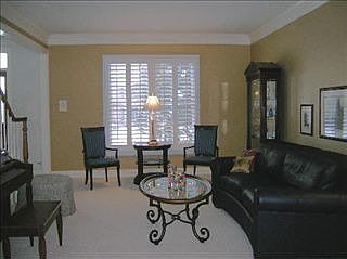 3rd image of 60 Marywood Trl