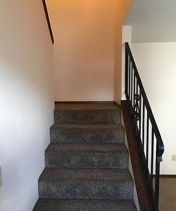 4th image of 311 Van Buren St