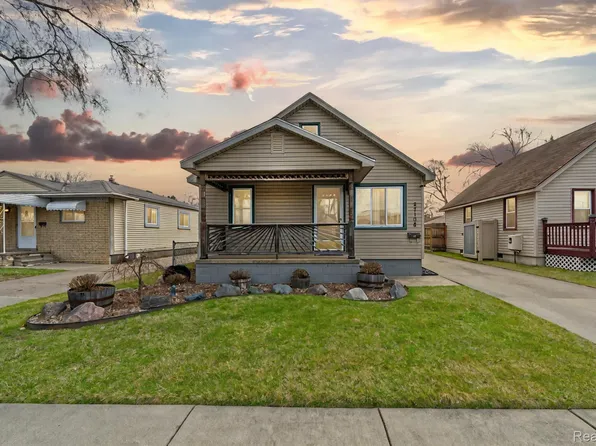 27108 Groveland St, Madison Heights, MI 48071