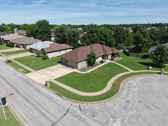 4th image of 3193 W Grandview Street