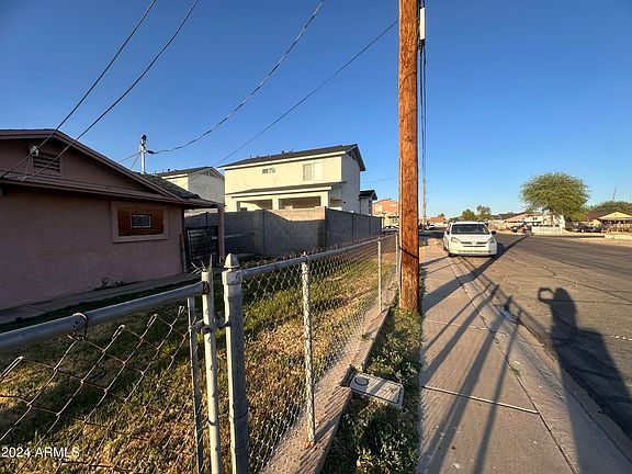 4th image of 7970 W KIRBY Street