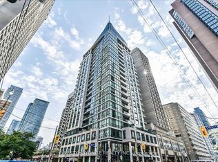 1121 Bay St #1608, Toronto, ON M5S3L9