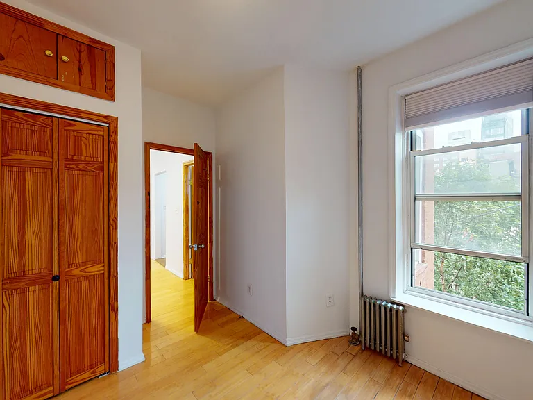 20 Spring St #10 — Photo 7