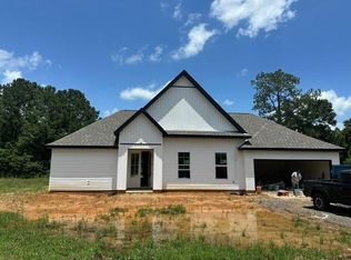 27520 Snead Dr, Abita Springs, LA 70420
