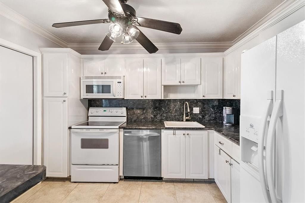 2681 S Course Dr #109