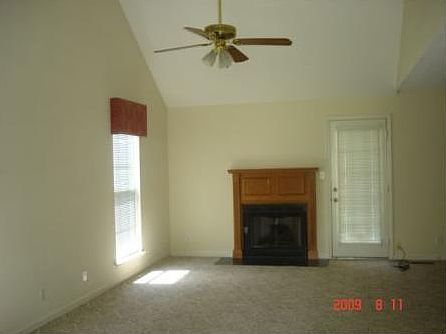 3rd image of 232 Kathleen Ct