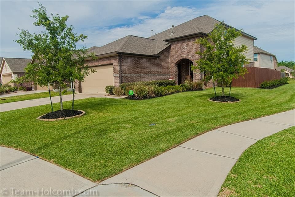 1st image of 6869 Catalpa Bluff Ln