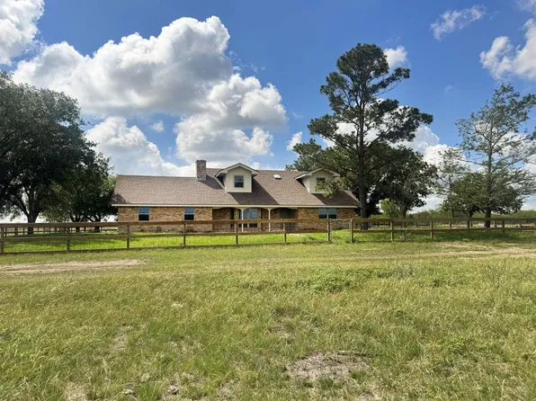 5121 Fm 446, Victoria, TX 77905