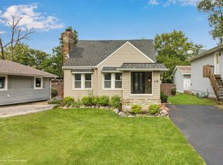 118 E Pineview Dr, Round Lake Park, IL
