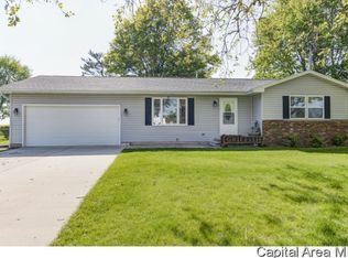 1285 New Salem Church Rd, New Berlin, IL 62670