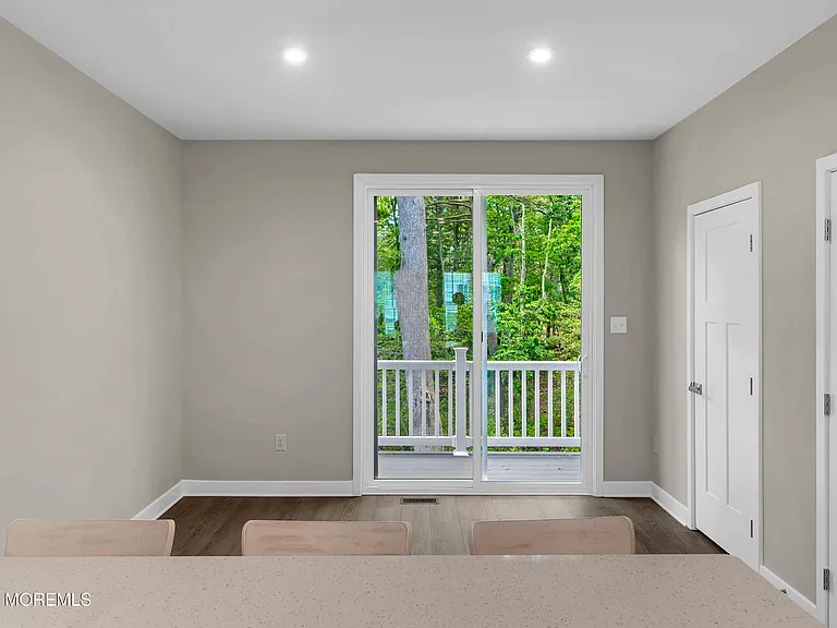 9 Halifax Rd — Photo 24
