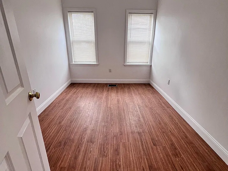 26 West St #1 — Photo 13