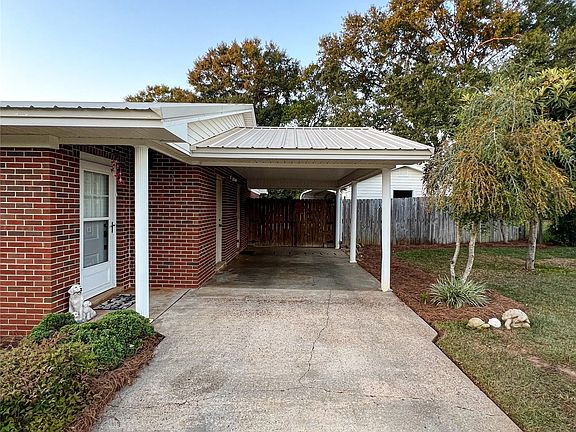 5th image of 103 Azalea Dr