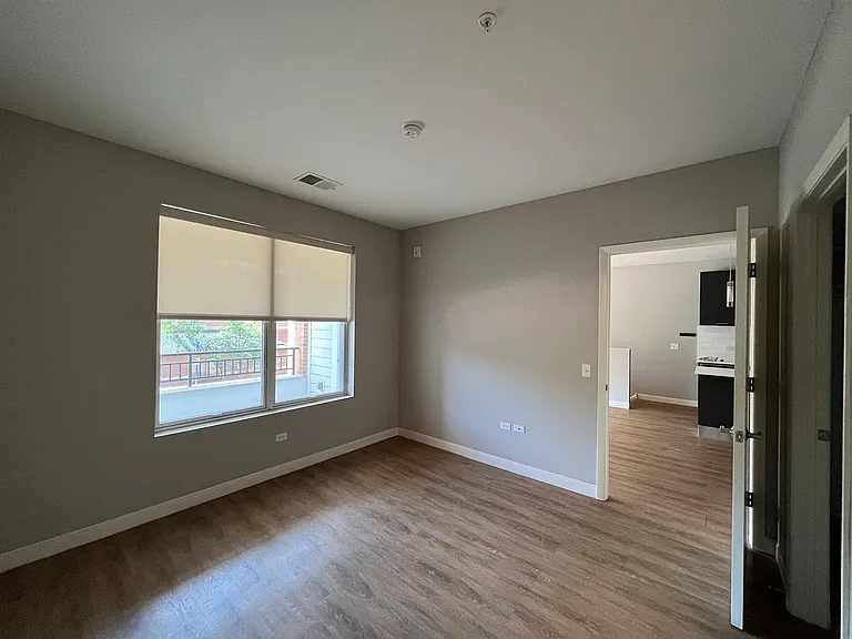 HIGHPOINT Clarendon Hills — Photo 40