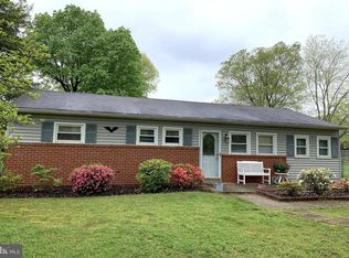 7872 Elizabeth Rd, Pasadena, MD 21122