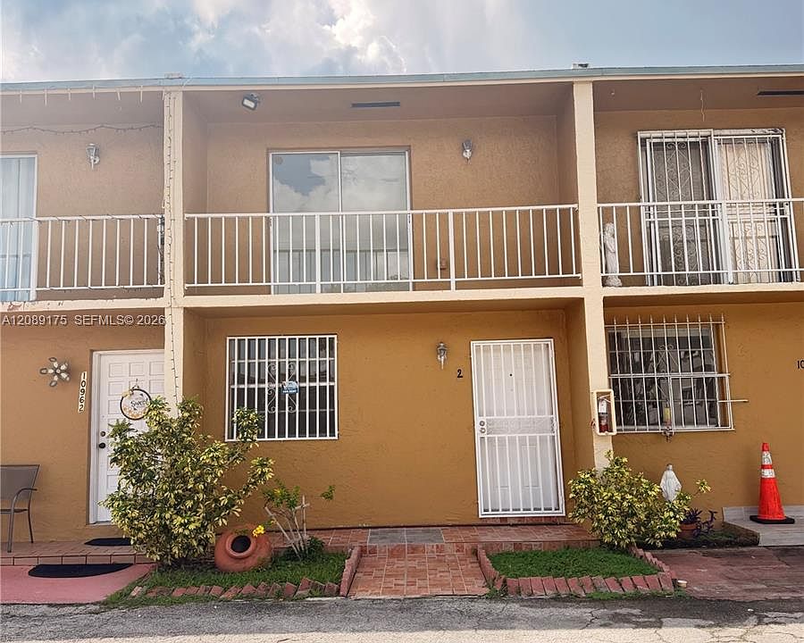 1st image of 10962 SW 4th St #I2