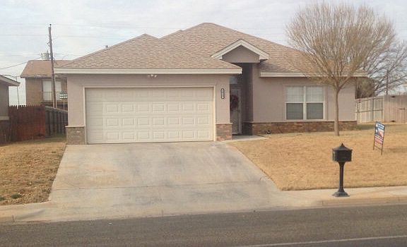 5th image of 1415 NE Mustang Dr