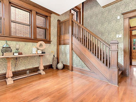 5th image of 639 Wilson Ave