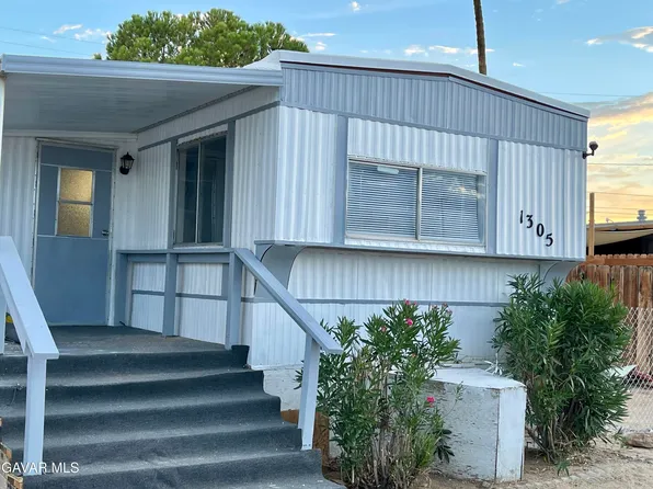 1305 W Benson Ave, Ridgecrest, CA 93555