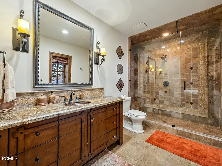 2520 Bear Hollow Dr — Photo 41