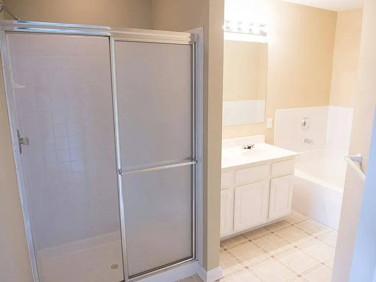 173 Royalty Cir — Photo 35