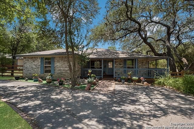 1st image of 6634 Country View Ln