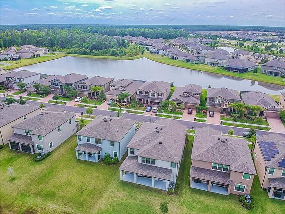 5th image of 19512 Whispering Brook Dr