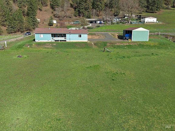 4th image of 268 Mattoon Rd