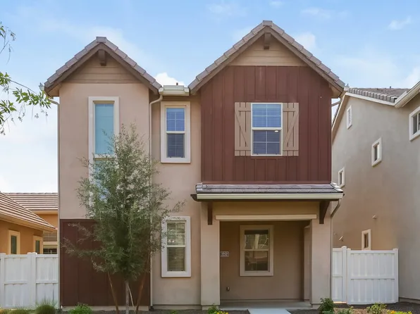 2252 S Osborn Ln, Gilbert, AZ 85295