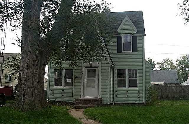 2nd image of 122 Willamont Rd