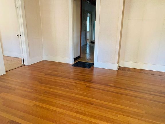 5th image of 327 W Highland Ave