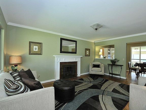 2nd image of 302 E Arbor Ave