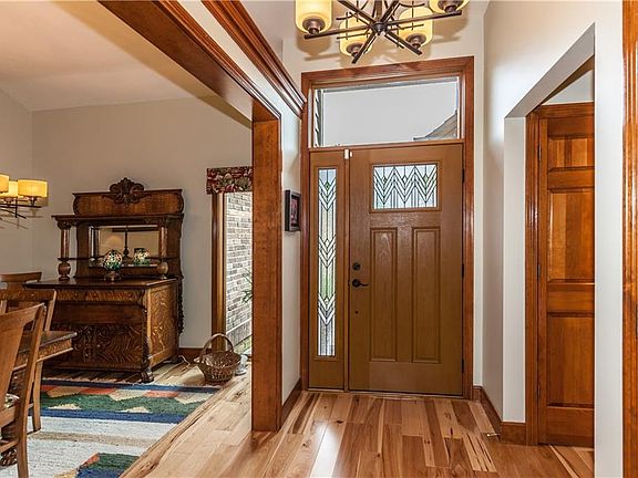 4th image of 7261 River Glen Dr