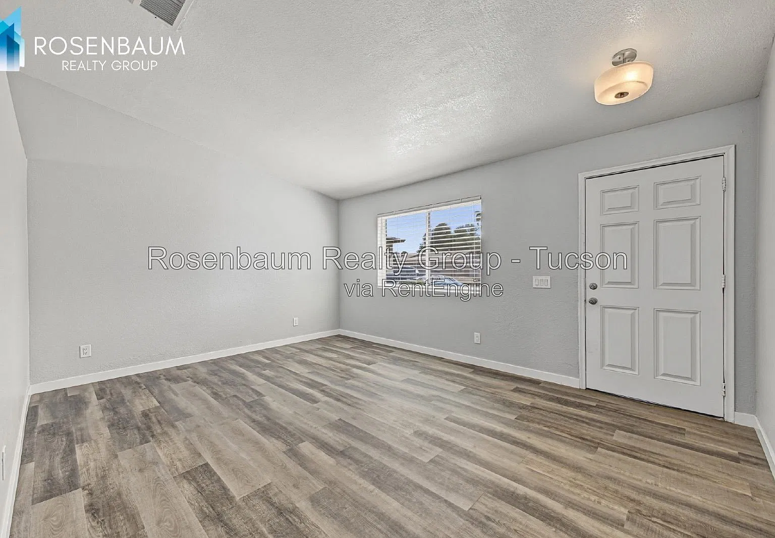 4 bed, 2.0 bath, 1595 sqft, $1,699 — Photo 4
