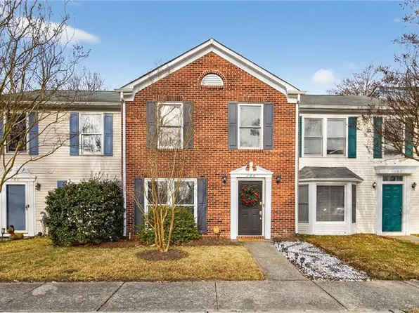 104 Yearling Ct, Yorktown, VA 23693