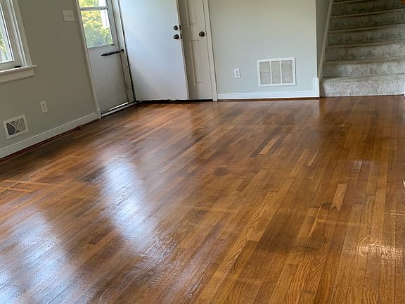 3rd image of 1704 Terrell Dr