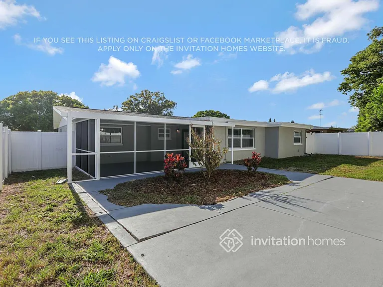 10821 Manchester Rd — Photo 28